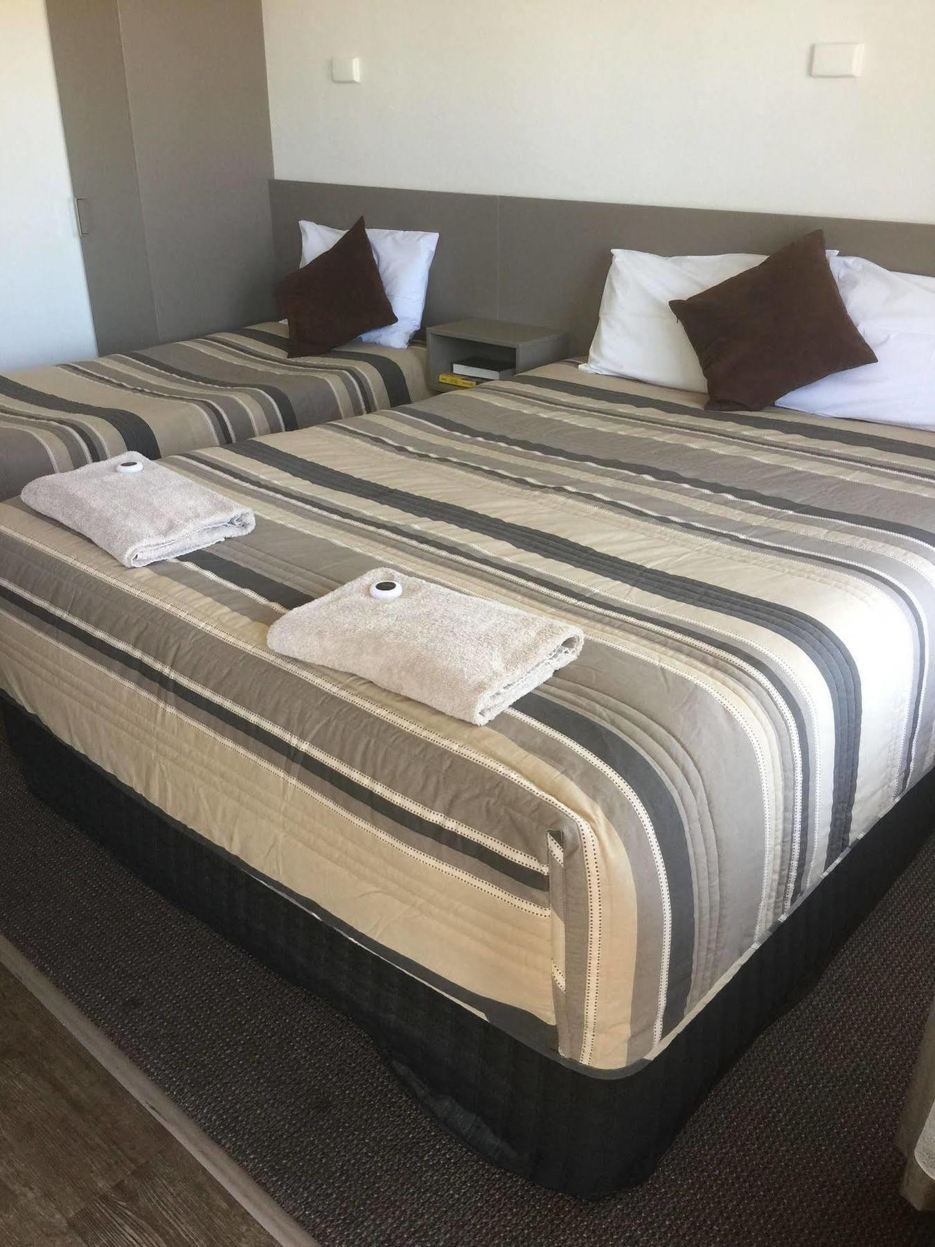 Centrepoint Motel Dubbo Dış mekan fotoğraf